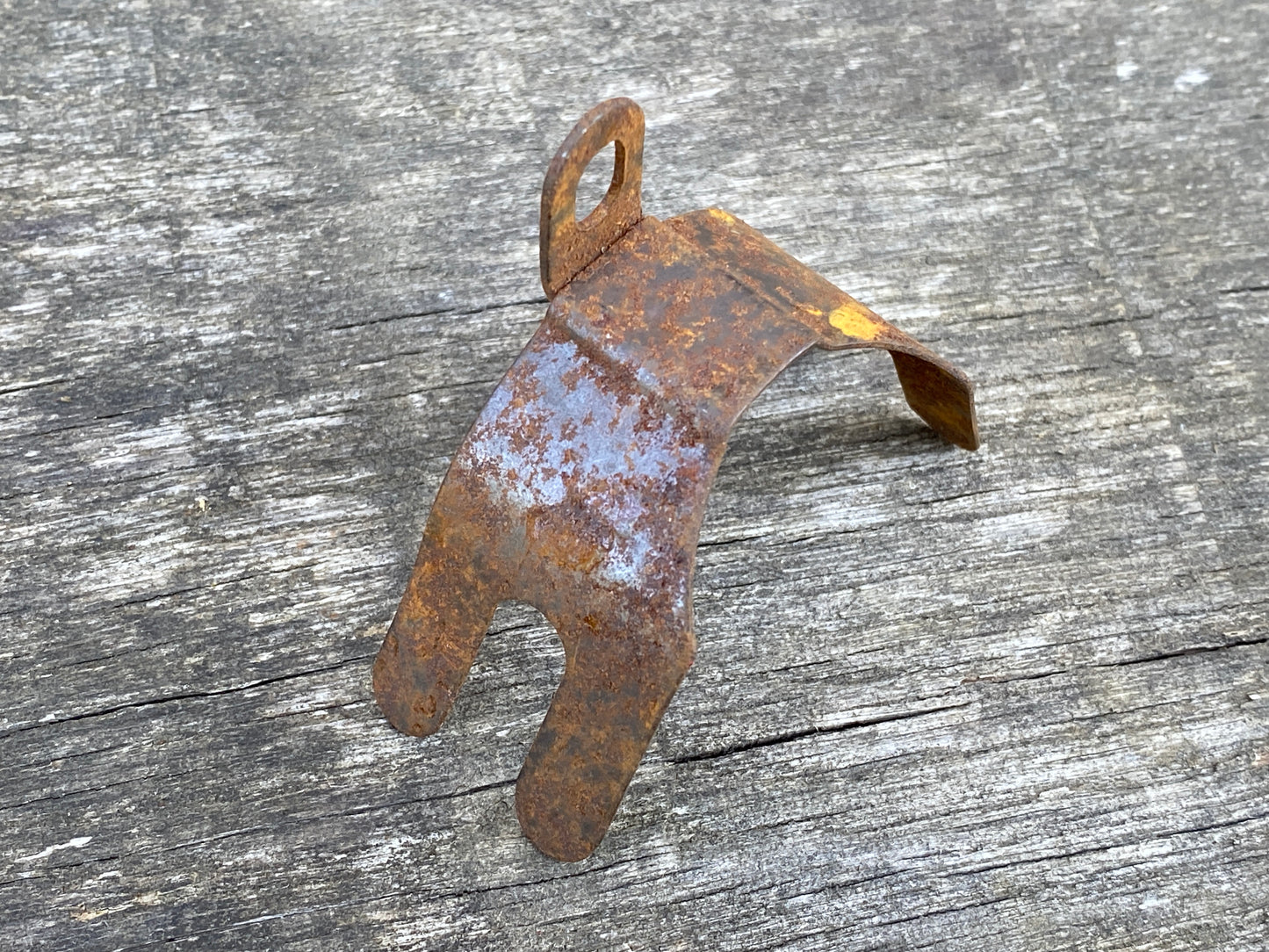Raleigh Bicycle Mudguard Bridge - NOS - £3.50