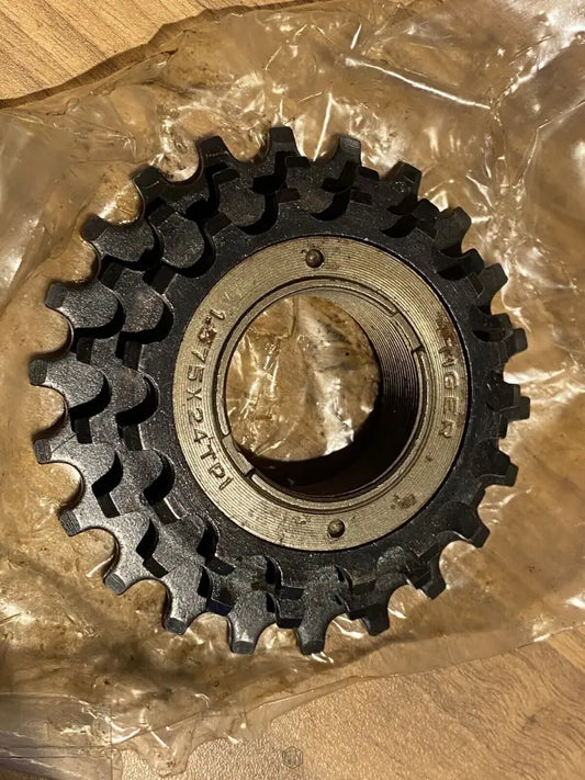 Vintage Bicycle 3 Speed Freewheel Nos. 22/19/16 Tooth. Parts